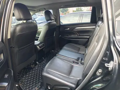 Toyota Highlander 2018 2.0T AWDLuxury 7-Seat thumbnail 8