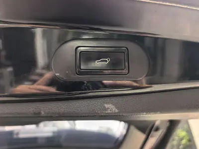 Toyota Highlander 2018 2.0T AWDLuxury 7-Seat thumbnail 18