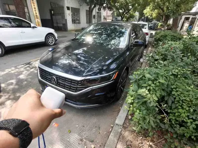 Volkswagen Passat 2023 330TSI Elite thumbnail 2
