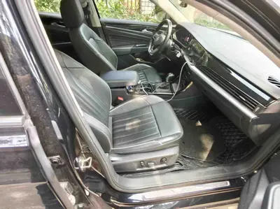 Volkswagen Passat 2023 330TSI Elite thumbnail 9