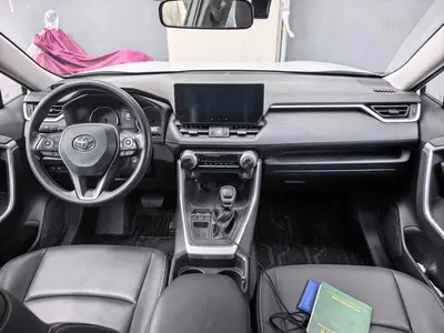 丰田 RAV4荣放 2023款 2.0L CVT两驱都市版 thumbnail 3