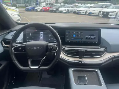 奇瑞新能源 奇瑞舒享家 2023款 512km Max thumbnail 7
