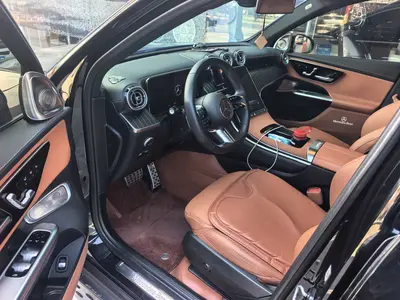 奔驰 GLC 2023款 级 GLC 300 L 4MATIC 动感型 5座 thumbnail 6
