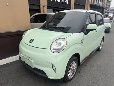 Lingbao 凌宝BOX 2022 I am sorry, but "卓文君" appears to be a name (Zhuo Wenjun, a historical Chinese poet), not a car specification or trim text. Please provide the correct input.