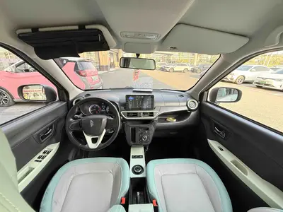 Lingbao 凌宝BOX 2022 I am sorry, but "卓文君" appears to be a name (Zhuo Wenjun, a historical Chinese poet), not a car specification or trim text. Please provide the correct input. thumbnail 9