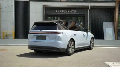 理想汽车 理想i8 2025款 标准版 thumbnail 5