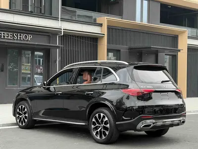 Mercedes-Benz GLC 2023 -Class Facelift GLC 260 L 4MATIC Luxury 7-Seat thumbnail 12