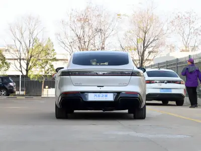 东风奕派 eπ007 2026款 007+ 纯电 650 Ultra+激光雷达版