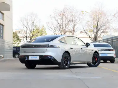 东风奕派 eπ007 2025款 纯电 650领航至尊版