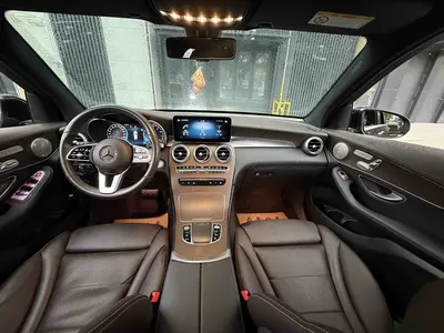 Mercedes-Benz GLC 2023 -Class GLC 300 L 4MATIC Sport 5-Seat thumbnail 9
