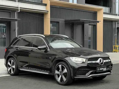 Mercedes-Benz GLC 2023 -Class GLC 300 L 4MATIC Sport 5-Seat thumbnail 1