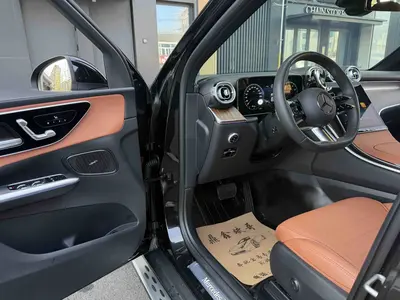 Mercedes-Benz GLC 2025 -Class Facelift GLC 300 L 4MATIC Sport 5-Seat thumbnail 17