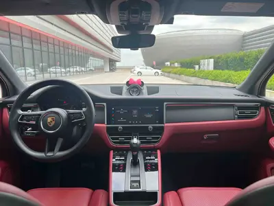Porsche Macan 2024 T 2.0T thumbnail 10