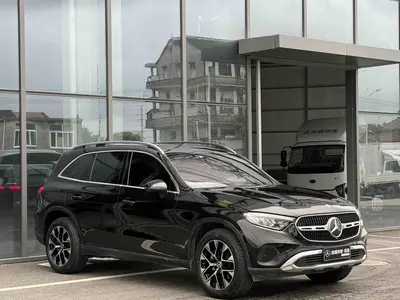 奔驰 GLC 2023款 级 GLC 260 L 4MATIC 动感型 5座 thumbnail 3