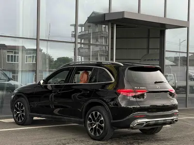 奔驰 GLC 2023款 级 GLC 260 L 4MATIC 动感型 5座 thumbnail 13