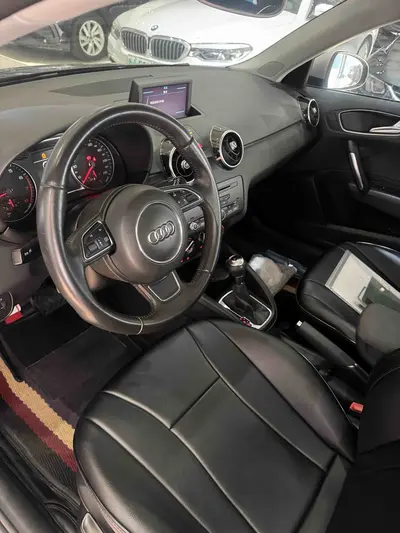 奥迪 A1 2014款 30 TFSI Sportback舒适型 thumbnail 3
