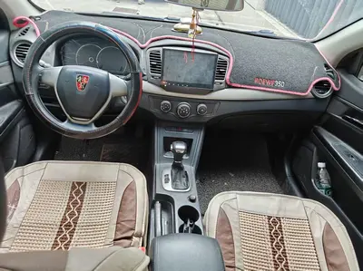 Roewe 350 2015 1.5L AutoLuxury sunroof thumbnail 3