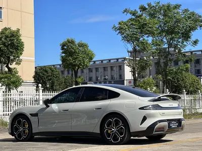 小米汽车 小米SU7 2024款 后驱超长续航高阶智驾Pro版 thumbnail 9