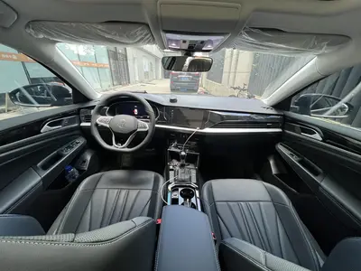 大众 帕萨特 2026款 出众款 380TSI 龙腾版 thumbnail 6