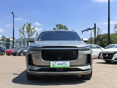 理想汽车 理想ONE 2020款 增程6座版 thumbnail 3