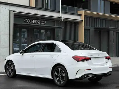 Mercedes-Benz A-Class 2023 A 200 L Fashion thumbnail 4