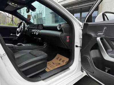 Mercedes-Benz A-Class 2023 A 200 L Fashion thumbnail 13