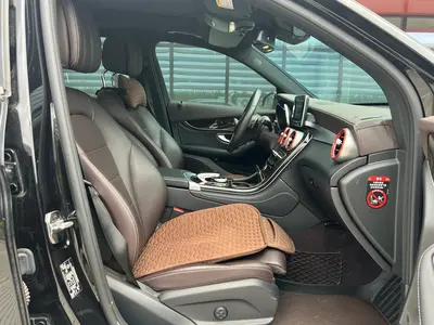 Mercedes-Benz GLC 2018 -Class GLC 260 4MATIC Luxury thumbnail 6