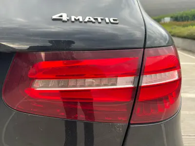Mercedes-Benz GLC 2018 -Class GLC 260 4MATIC Luxury thumbnail 20