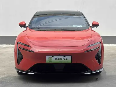 阿维塔 06 2025款 Pro增程版 thumbnail 3
