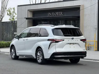 丰田 赛那SIENNA 2021款 2.5L混动 铂金版 thumbnail 4