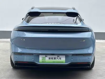 极氪 007GT 2025款 四驱智驾版 75kWh thumbnail 14