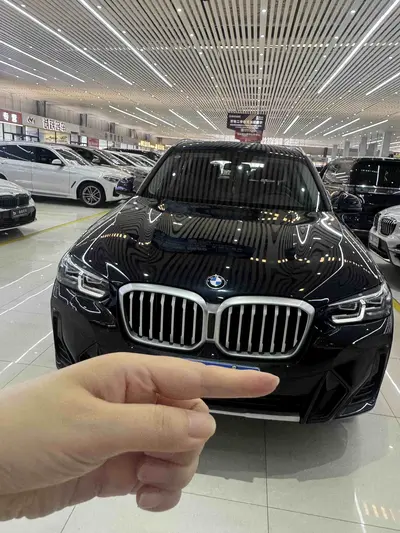宝马 X3 2022款 xDrive25i M运动套装 thumbnail 2