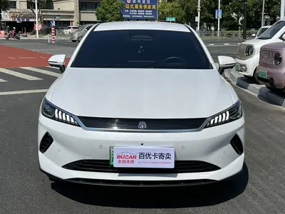 比亚迪 秦PLUS 2025款 EV 智驾版 420KM领先型 thumbnail 3