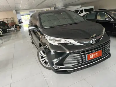 丰田 赛那SIENNA 2024款 2.5L混动 臻享尊贵版 thumbnail 2