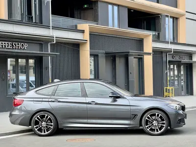 BMW 3系GT 2020 330i MSport Night thumbnail 9