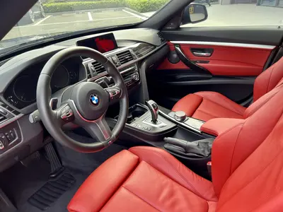 BMW 3系GT 2020 330i MSport Night thumbnail 13