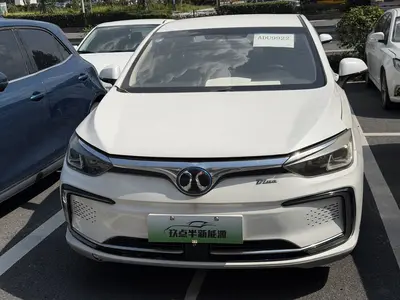 北京汽车 北京EU5 2018款 EU5 R500 智风版 thumbnail 3
