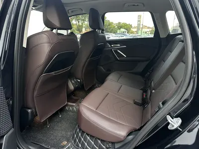 BMW iX1 2025 eDrive25L MM Sport thumbnail 6