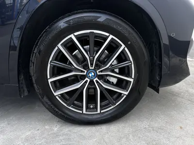 BMW iX1 2025 eDrive25L MM Sport thumbnail 16