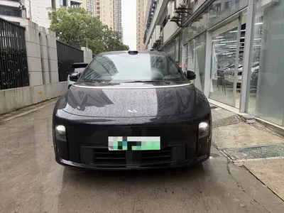 理想汽车 理想i6 2025款 两驱标准版 thumbnail 3
