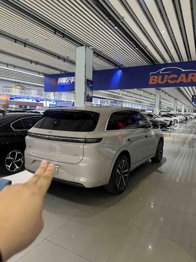 理想汽车 理想L6 2024款 Pro thumbnail 5