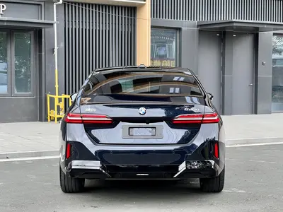 BMW 5 Series 2024 525Li MM Sport thumbnail 7