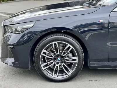 BMW 5 Series 2024 525Li MM Sport thumbnail 10