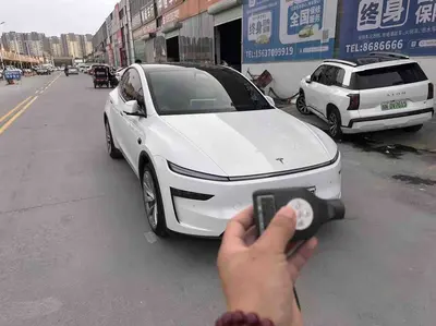 特斯拉 Model Y 2025款 后轮驱动版