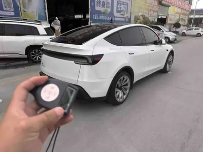 特斯拉 Model Y 2025款 后轮驱动版 thumbnail 6