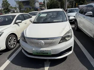 东风风神 E70 2021款 风神E70 改款 500 超享版