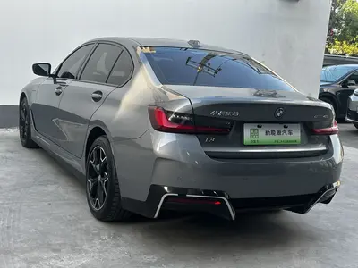 宝马 i3 2024款 eDrive 40 L 曜夜套装 thumbnail 17