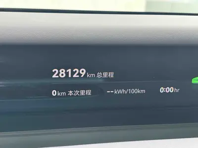 阿维塔 06 2025款 Pro纯电版 thumbnail 6
