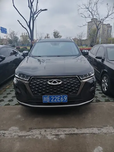 奇瑞 瑞虎7 PLUS 2021款 1.5T CVT尊贵型 thumbnail 2