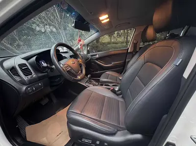 Kia K3 2017 1.6L Auto15AnniversarySpecialGLS thumbnail 12